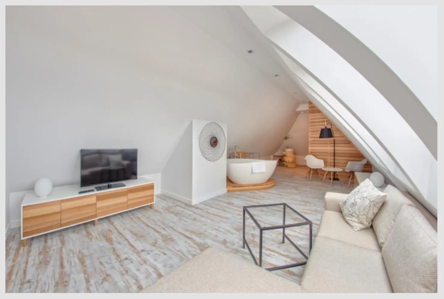 Apartment Amazing Big Loft With Seaview 800M To Beach Sopot Poland